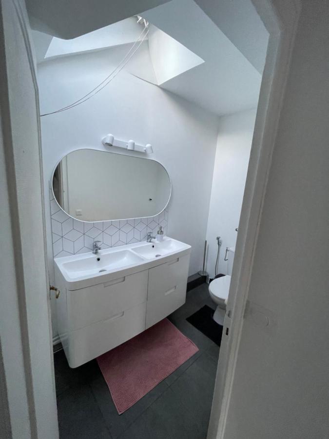 Appartement Coeur De Blois /Heart Of The City Exteriör bild